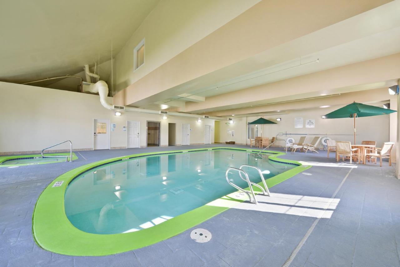 Holiday Inn Express & Suites Tacoma South - Lakewood By Ihg Dış mekan fotoğraf