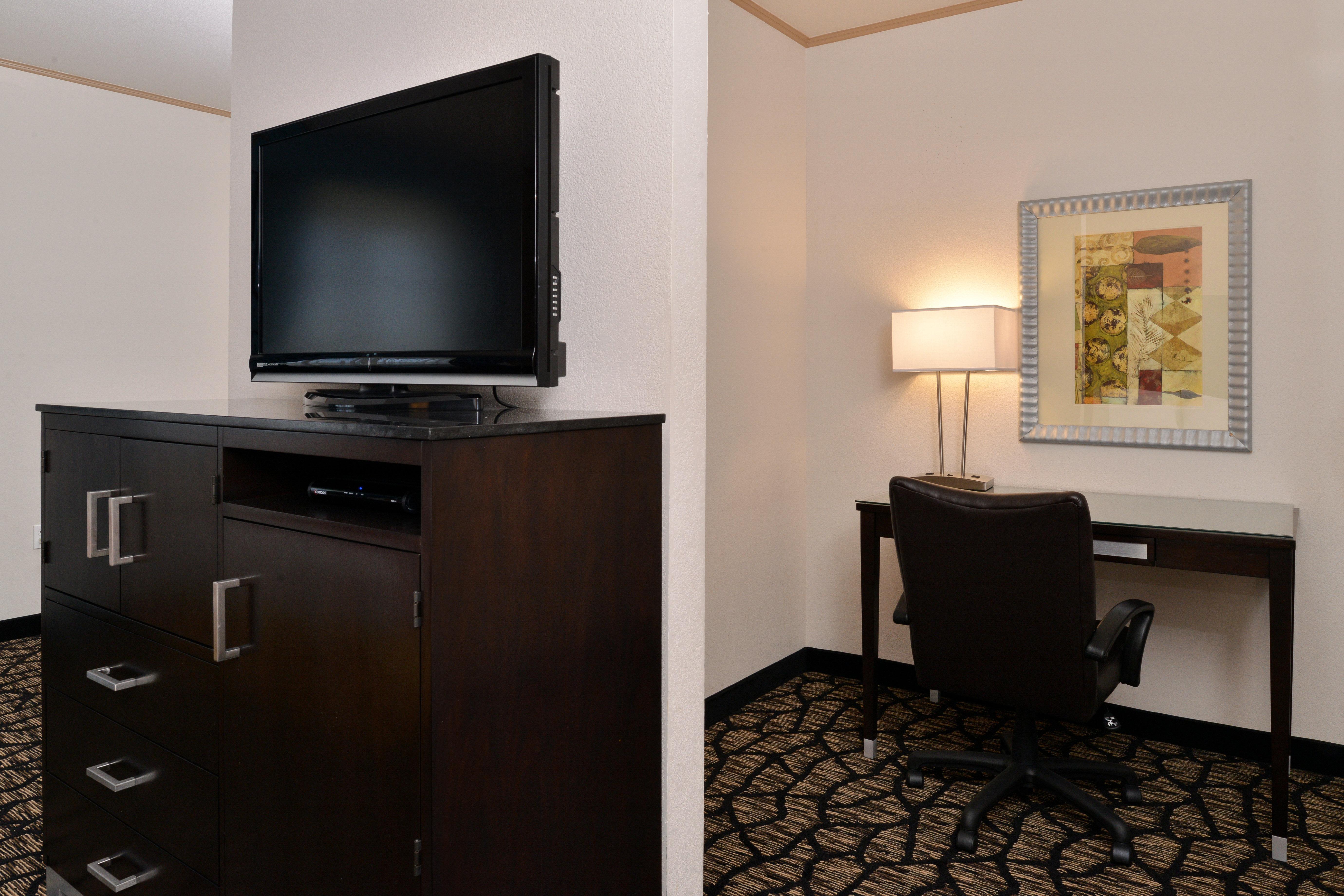 Holiday Inn Express & Suites Tacoma South - Lakewood By Ihg Dış mekan fotoğraf