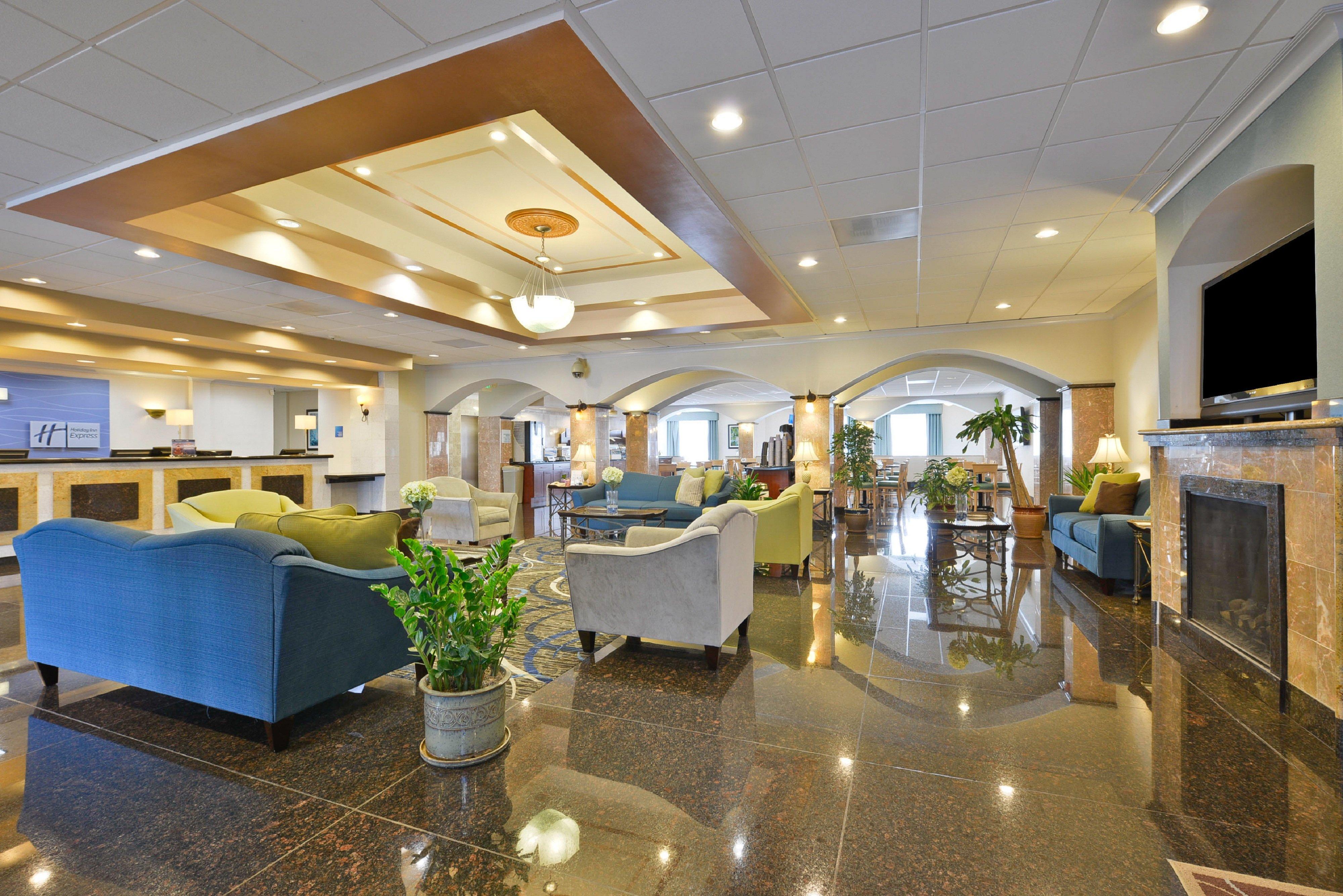Holiday Inn Express & Suites Tacoma South - Lakewood By Ihg Dış mekan fotoğraf