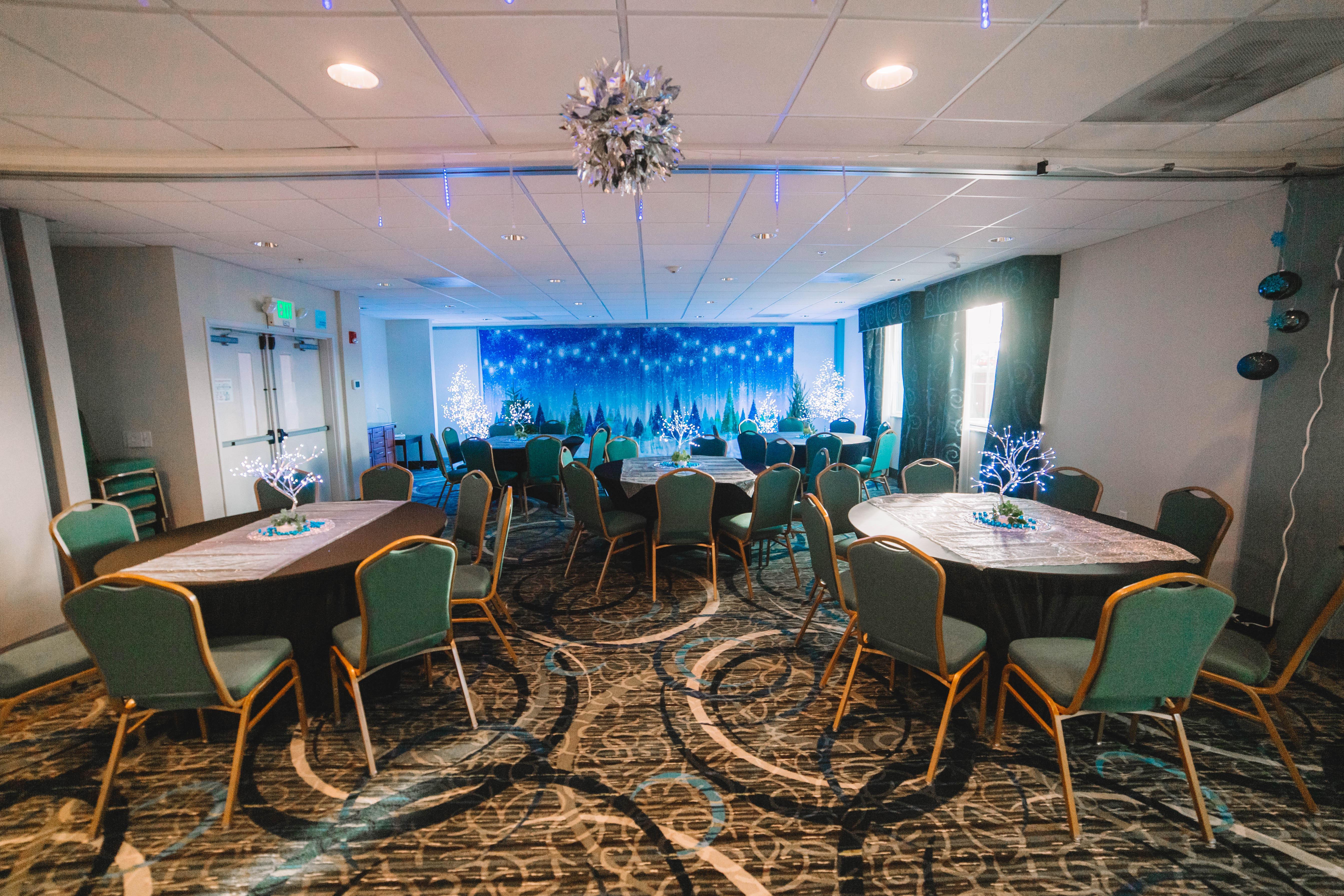 Holiday Inn Express & Suites Tacoma South - Lakewood By Ihg Dış mekan fotoğraf