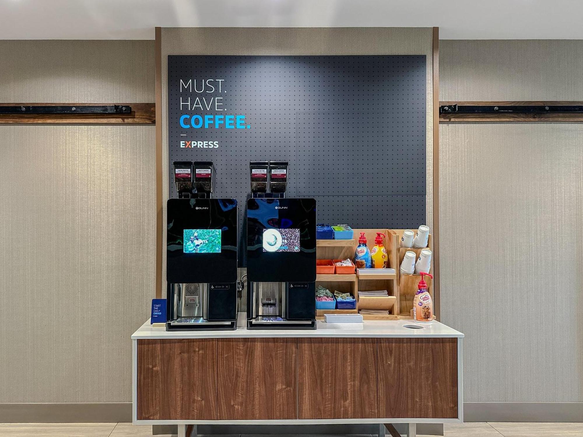 Holiday Inn Express & Suites Tacoma South - Lakewood By Ihg Dış mekan fotoğraf