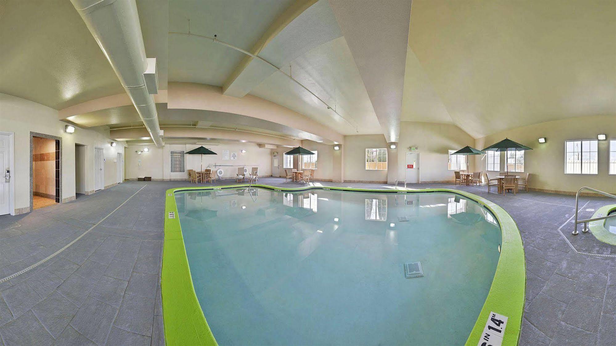 Holiday Inn Express & Suites Tacoma South - Lakewood By Ihg Dış mekan fotoğraf